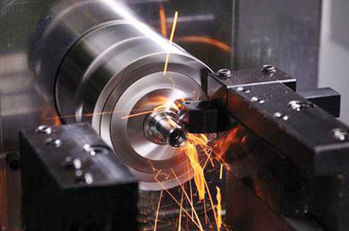 gia-cong-co-khi-xu-ly-va-trang-phu-kim-loai