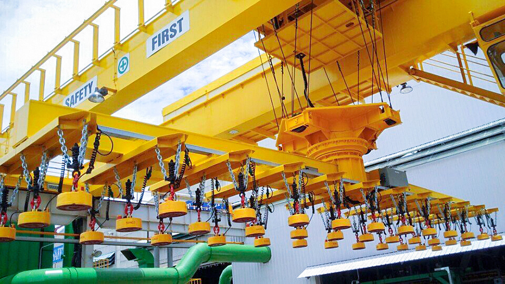 san-xuat-cac-thiet-bi-nang-ha-va-boc-xep