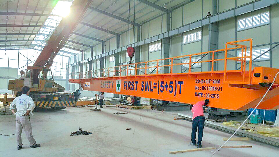 san-xuat-cac-thiet-bi-nang-ha-va-boc-xep