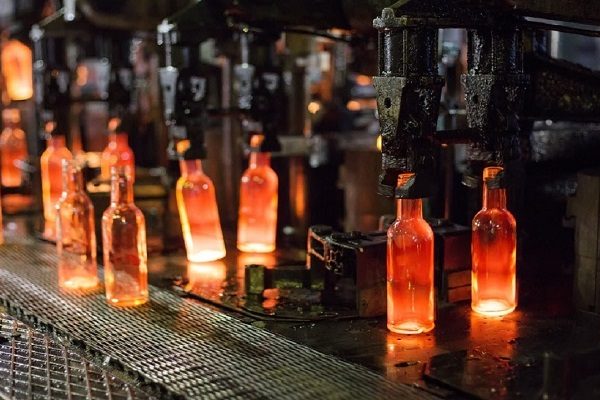 san-xuat-thuy-tinh-va-san-pham-tu-thuy-tinh